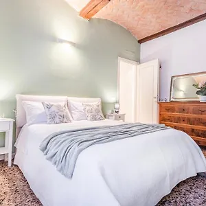 Appartamento Ghirlandina - La Casa Dell'esteta, Modena