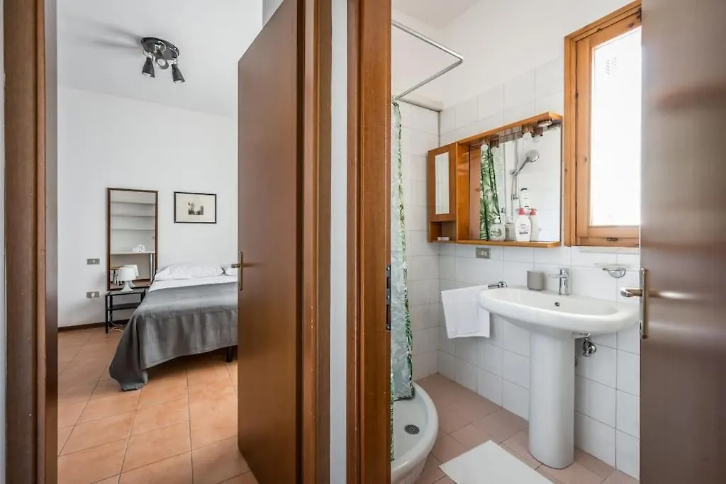 Appartamento Design Dwelling Near Policlinico Modena Italia