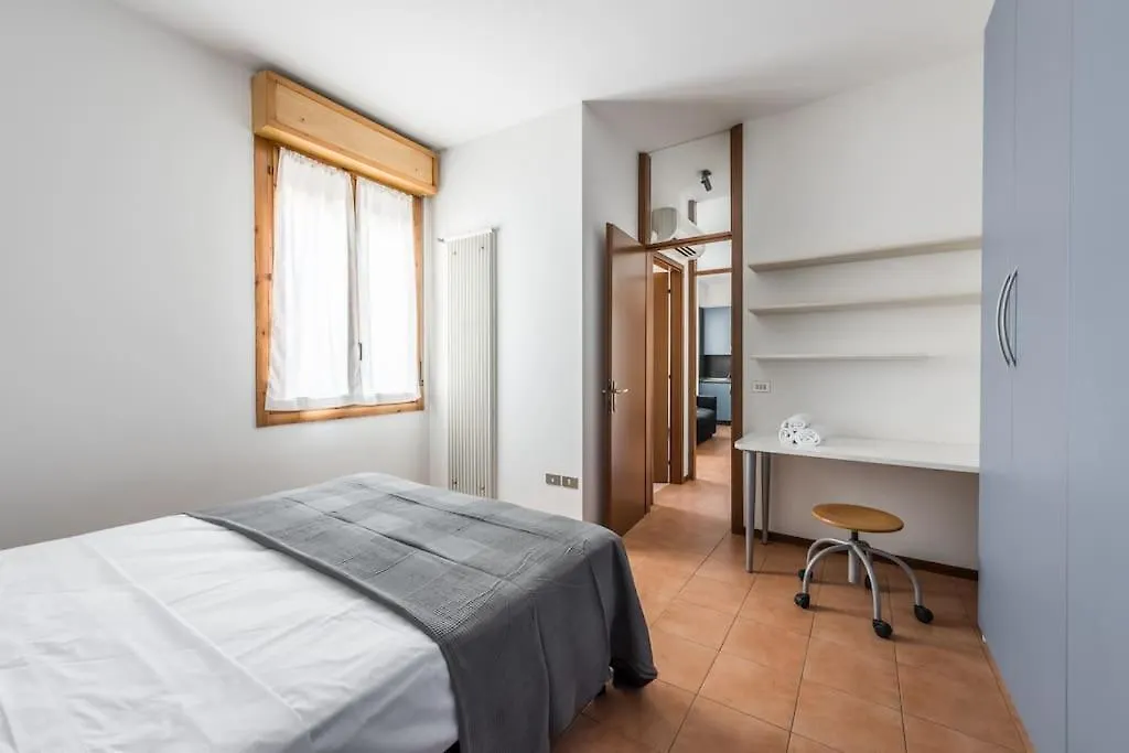 Appartamento Design Dwelling Near Policlinico Modena